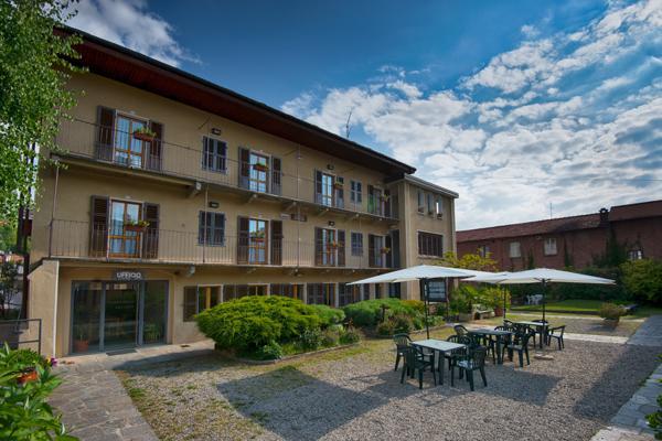 Foresteria Valdese Torre Pellice Bagian luar foto
